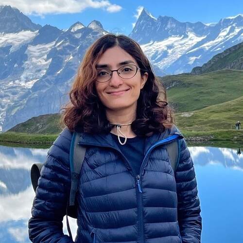 Negar Foroutan